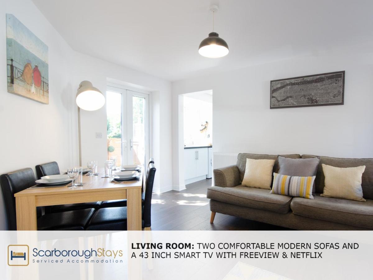 Candler Lodge - 3 Bedroom Townhouse With Parking - Patio Area & Seating 斯卡伯勒 外观 照片