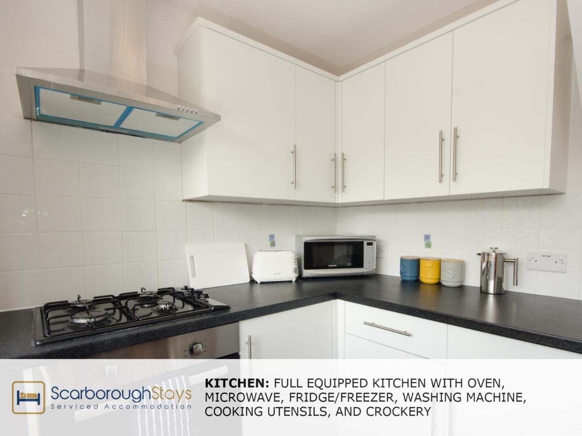Candler Lodge - 3 Bedroom Townhouse With Parking - Patio Area & Seating 斯卡伯勒 外观 照片