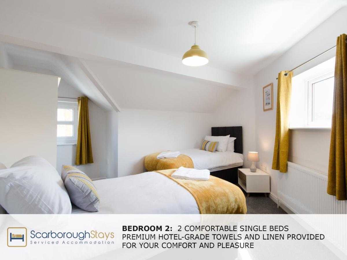 Candler Lodge - 3 Bedroom Townhouse With Parking - Patio Area & Seating 斯卡伯勒 外观 照片