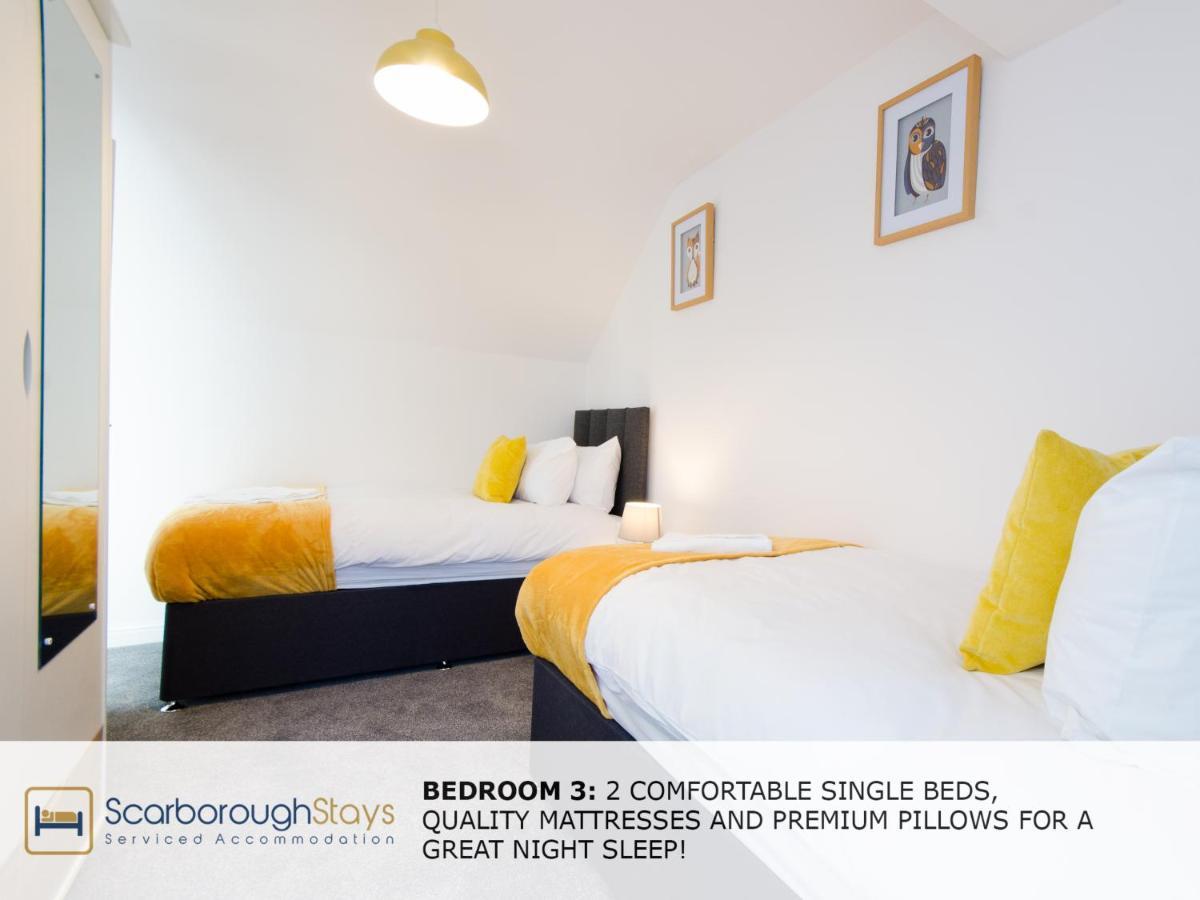 Candler Lodge - 3 Bedroom Townhouse With Parking - Patio Area & Seating 斯卡伯勒 外观 照片