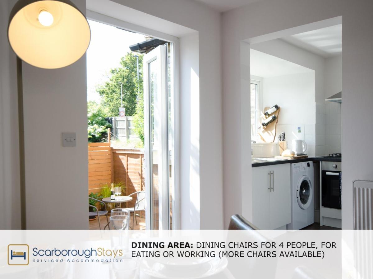 Candler Lodge - 3 Bedroom Townhouse With Parking - Patio Area & Seating 斯卡伯勒 外观 照片