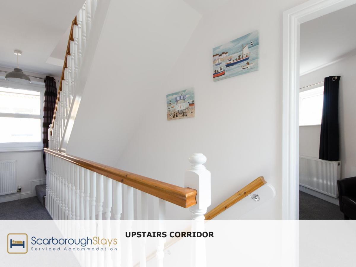 Candler Lodge - 3 Bedroom Townhouse With Parking - Patio Area & Seating 斯卡伯勒 外观 照片