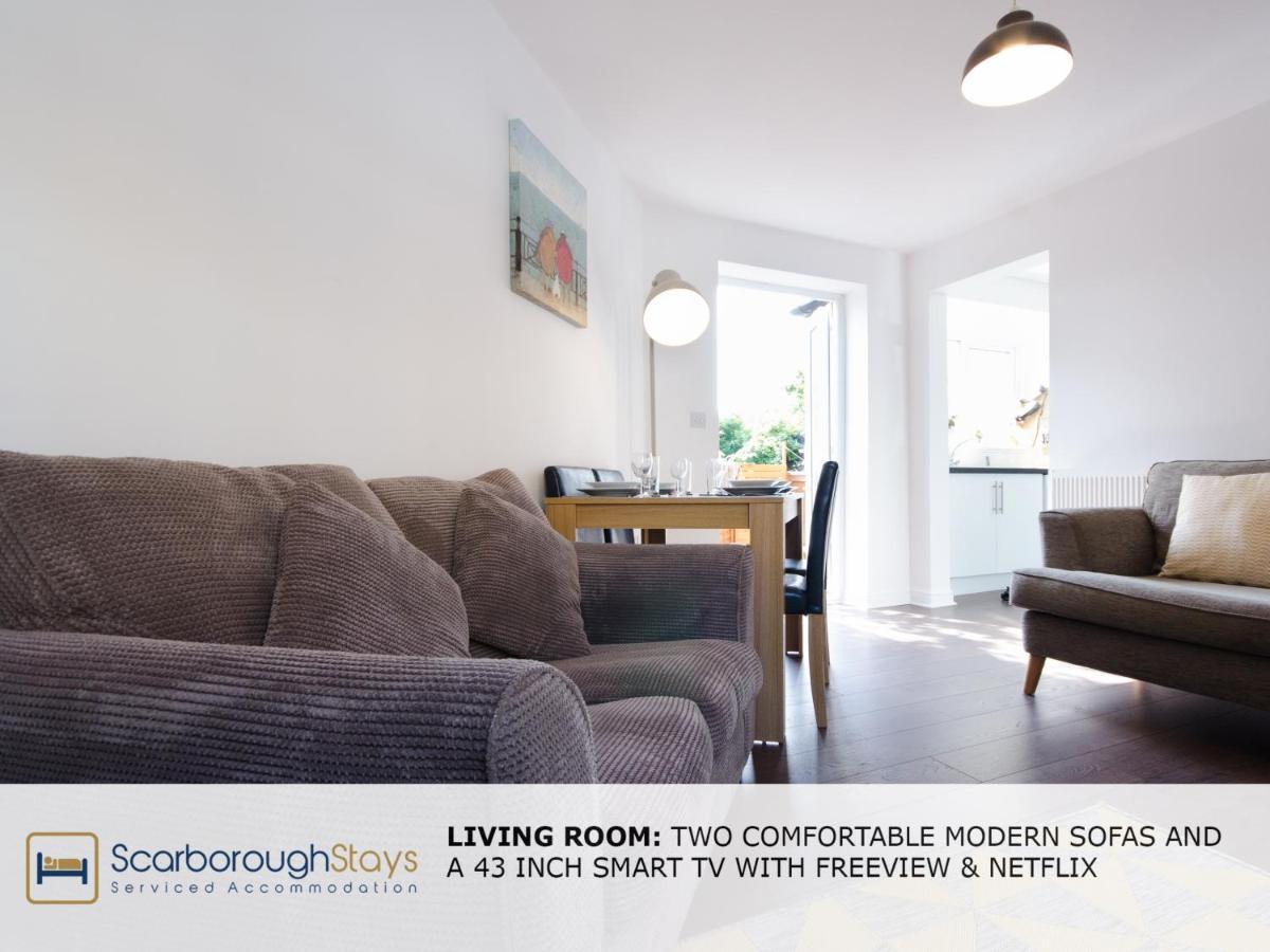 Candler Lodge - 3 Bedroom Townhouse With Parking - Patio Area & Seating 斯卡伯勒 外观 照片