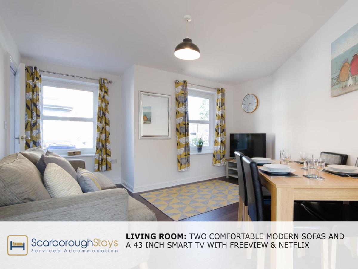 Candler Lodge - 3 Bedroom Townhouse With Parking - Patio Area & Seating 斯卡伯勒 外观 照片